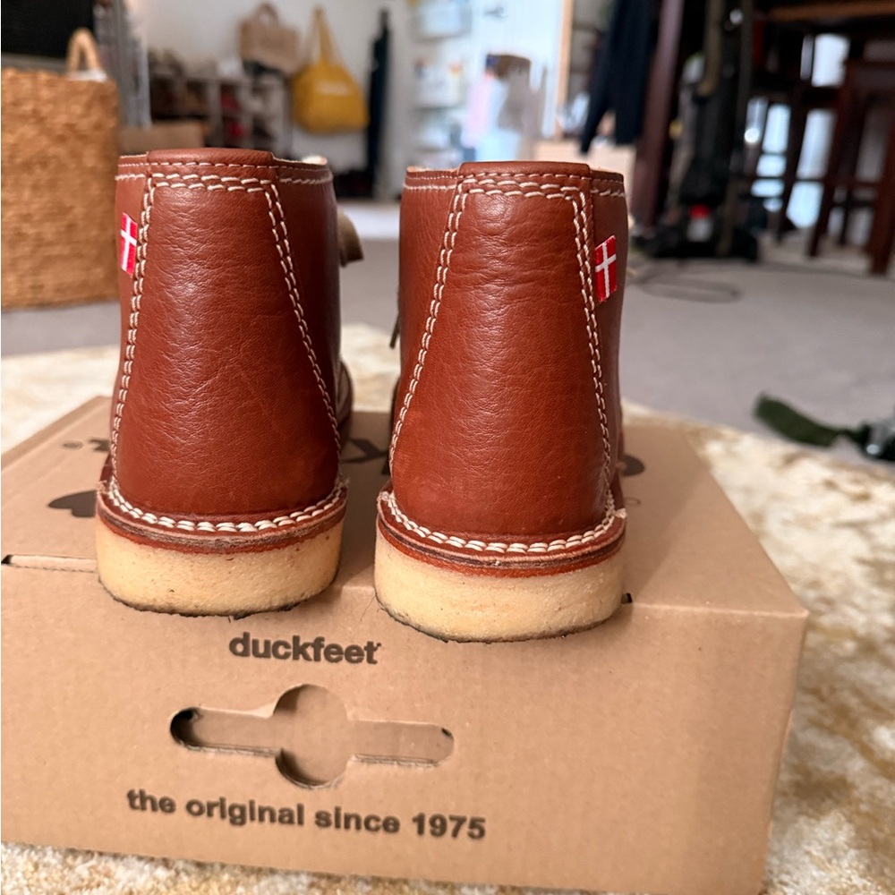 Classic Brown Leather Ankle Boots - Picture 6 of 8